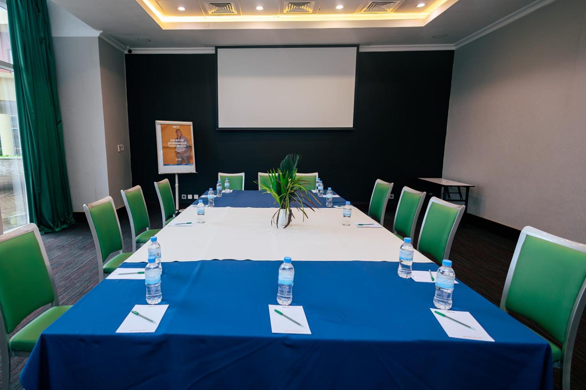 Park Inn By Radisson, Kigali Esterno foto